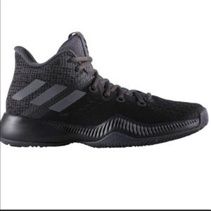 Kids sneakers 3.5Y (big boy)